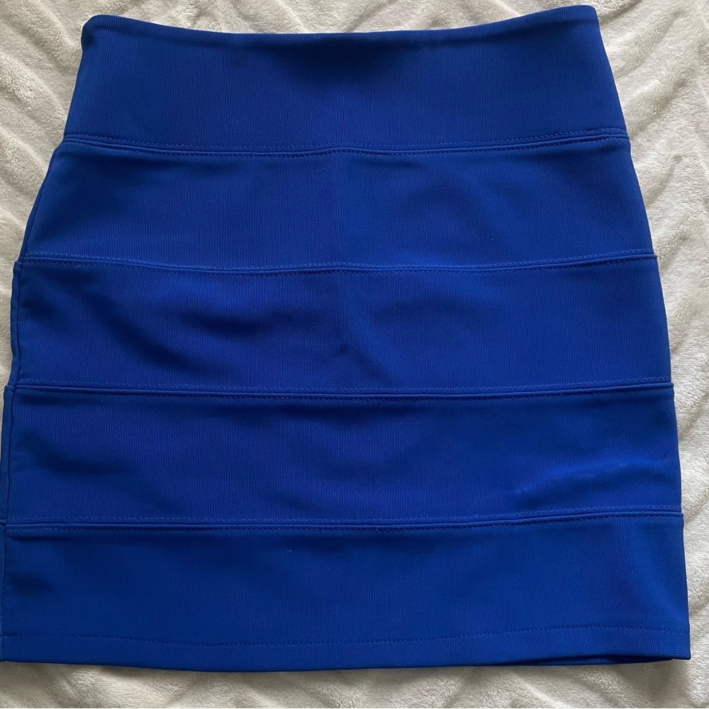 Millau LF pencil skirt electric blue